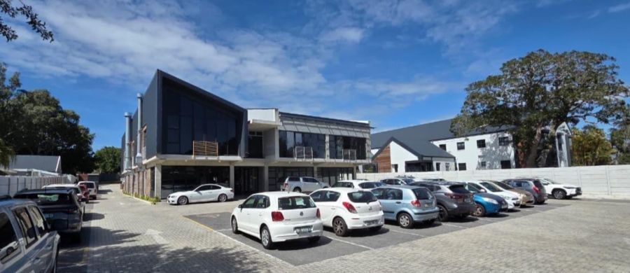 To Let Commercial Property for Rent in Walmer Eastern Cape